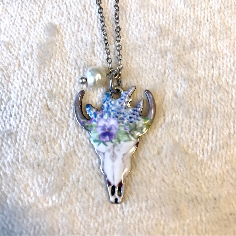 Boho Western Floral Bull Pendant Set - Picture 2 of 5